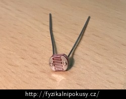 Obr. 1: Fotorezistor